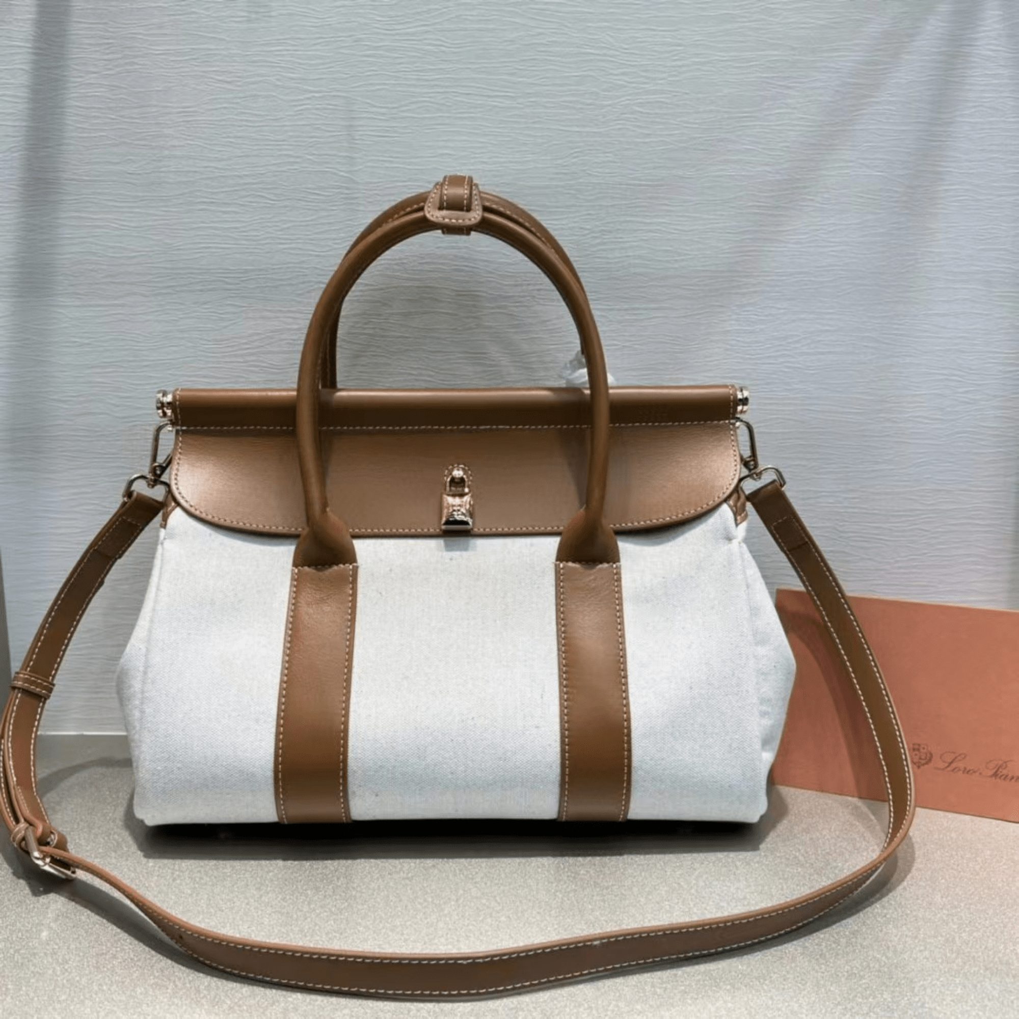 Classic Italien Leather Handbag