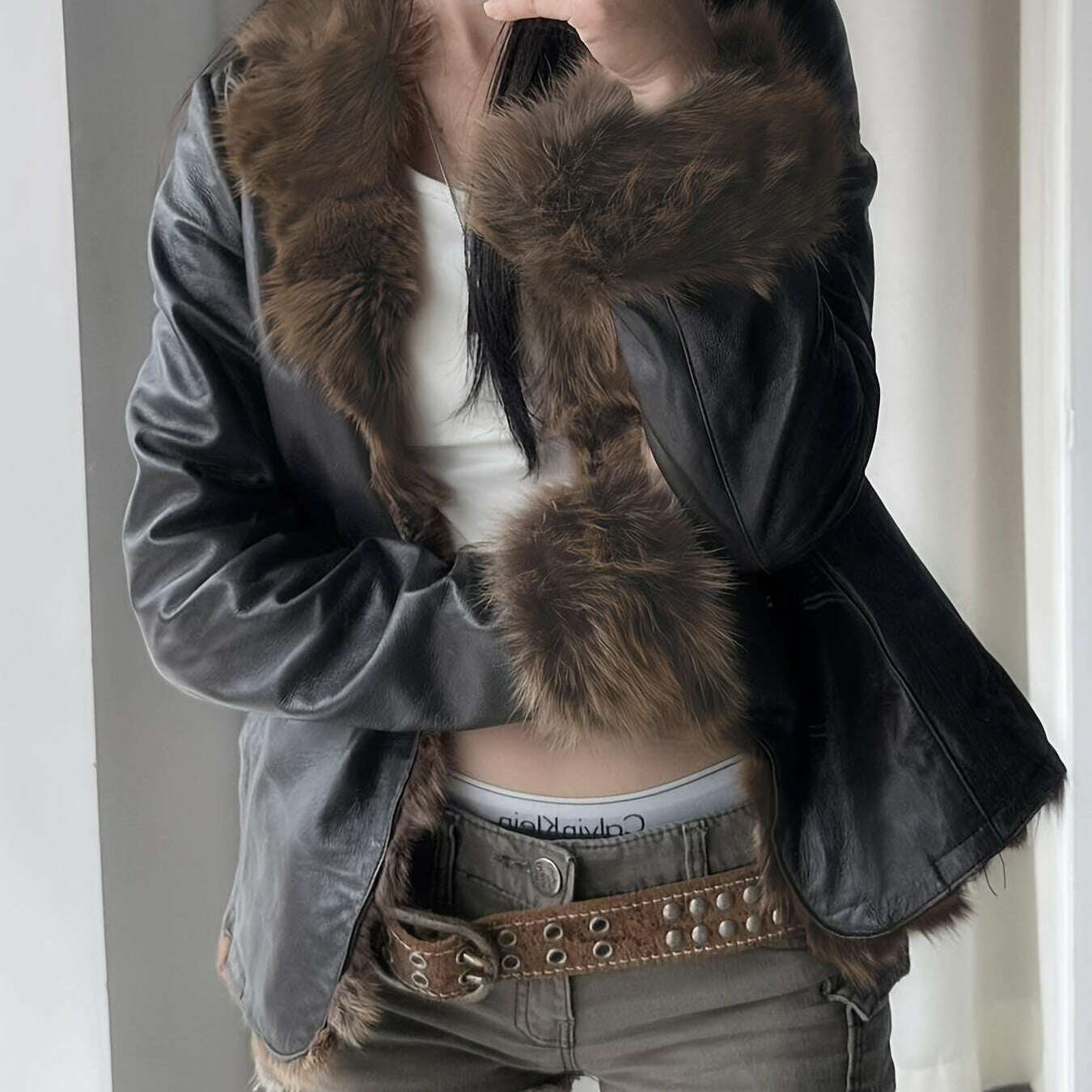 Womens Retro PU Jacket – Faux Fur Trim Winter Slim Coat