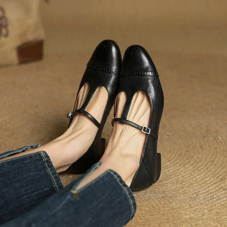 Womens Graneth Genuine Leather Flats