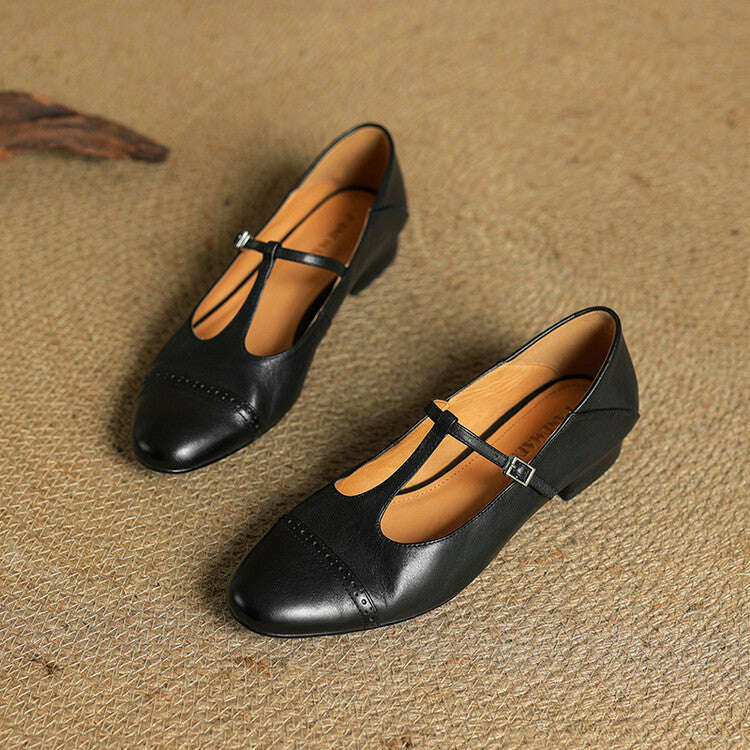 Womens Graneth Genuine Leather Flats