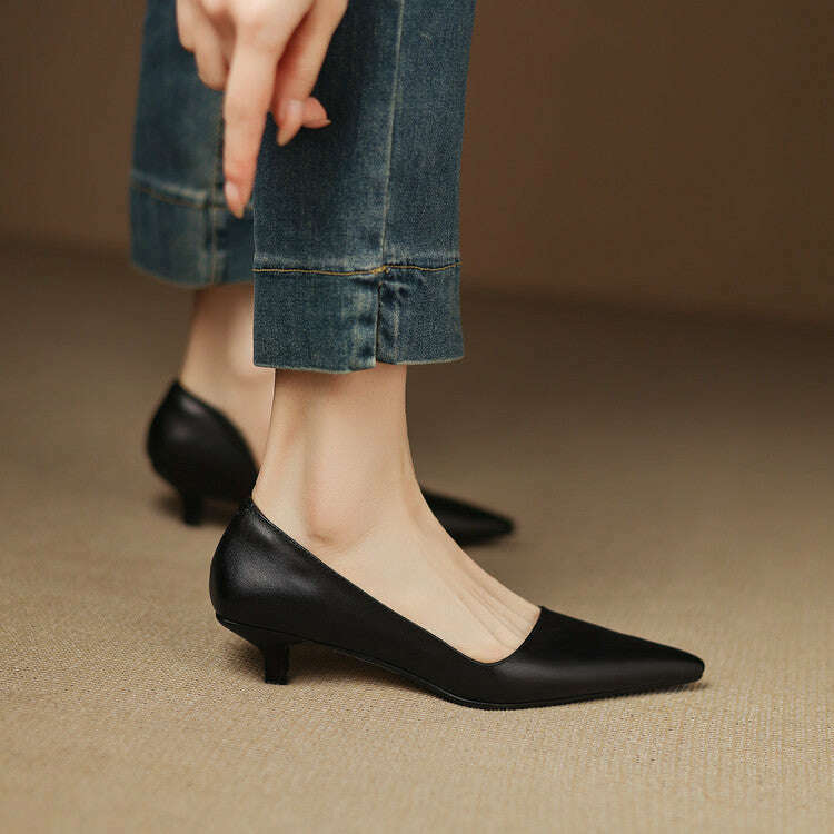 Womens Vienna Genuine Leather Heels