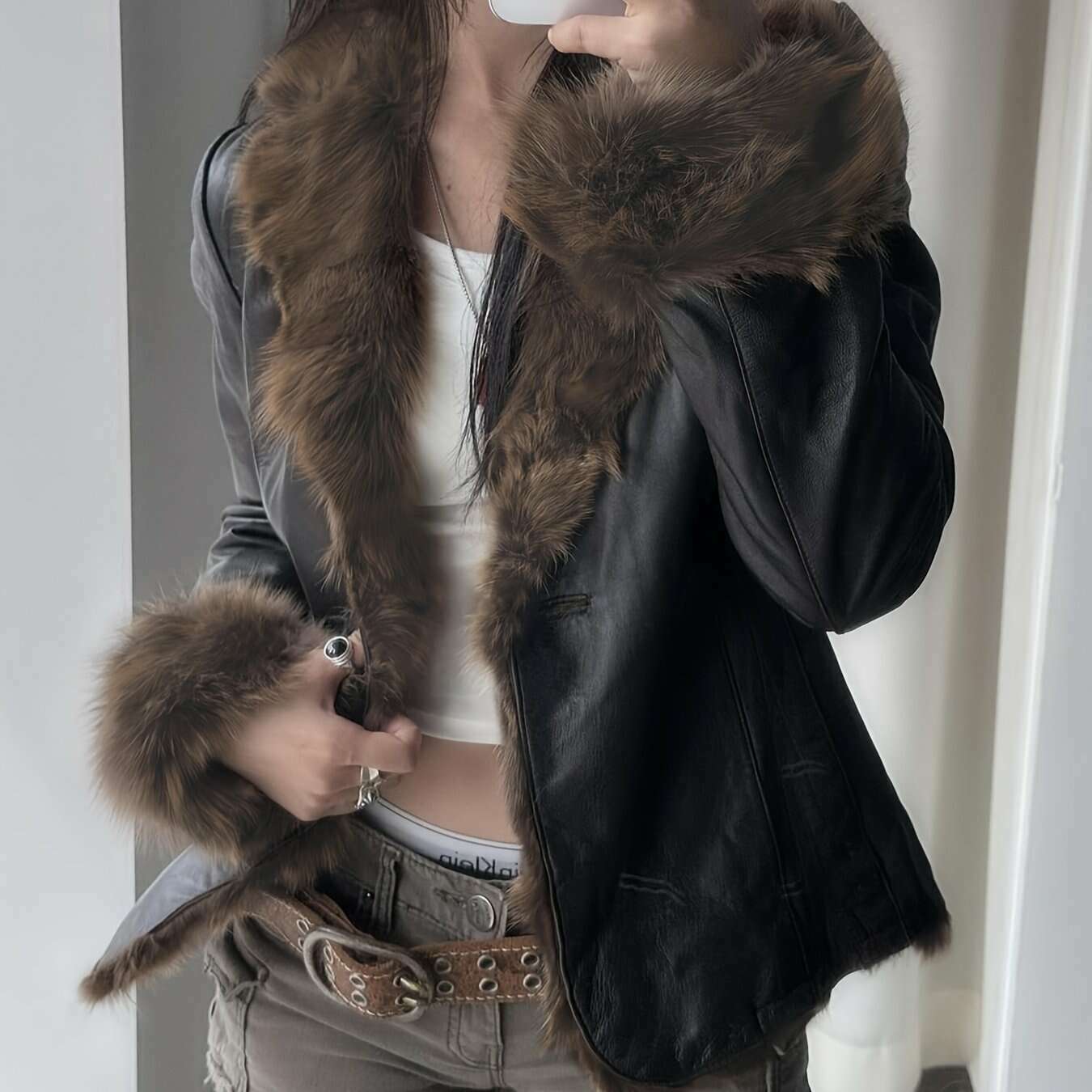 Womens Retro PU Jacket – Faux Fur Trim Winter Slim Coat