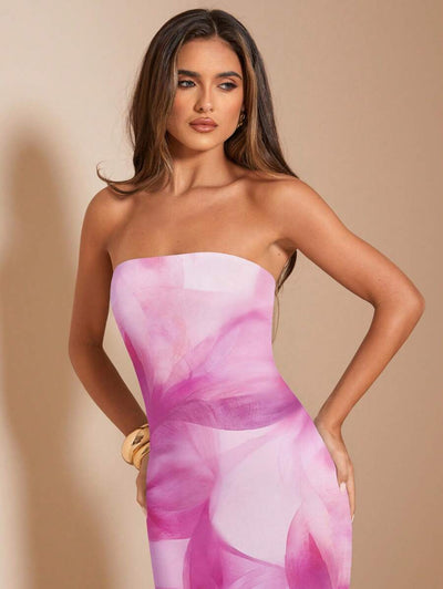 Pink Floral Bandeau Dress – Fitted Summer Style - Lunavitae