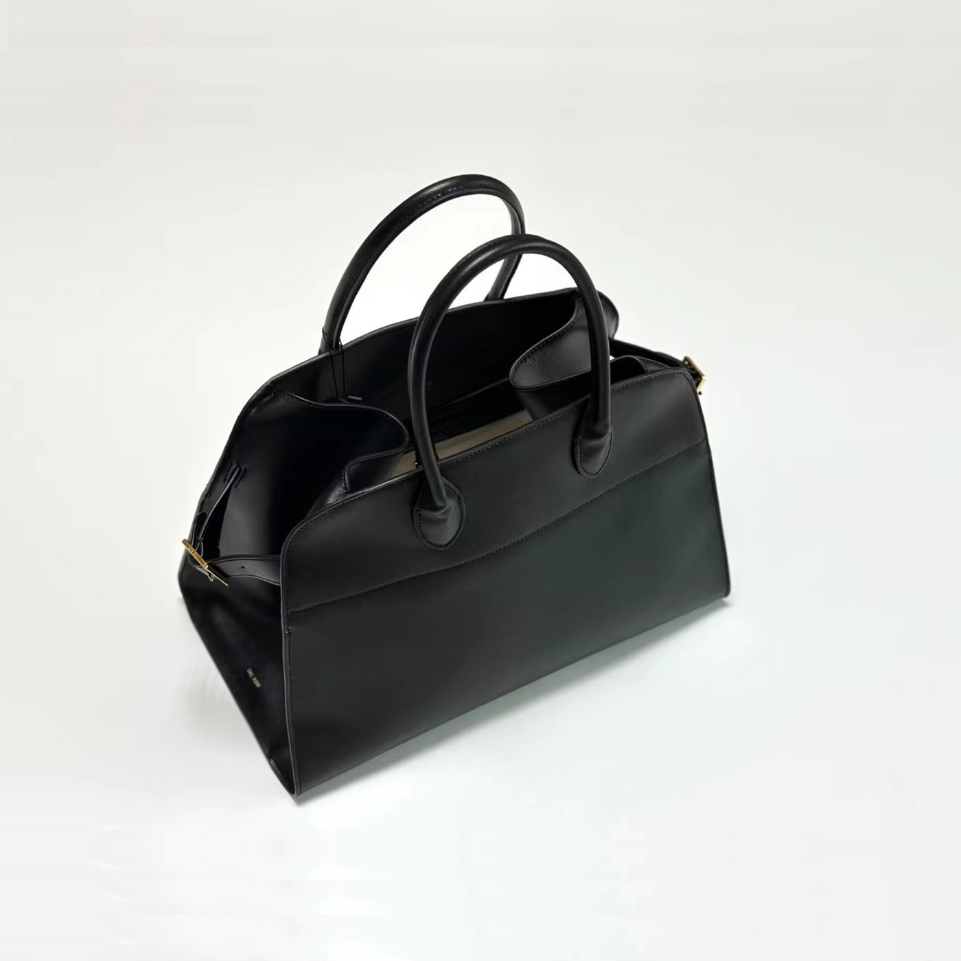 Luxurious Top-Layer Leather Tote Bag
