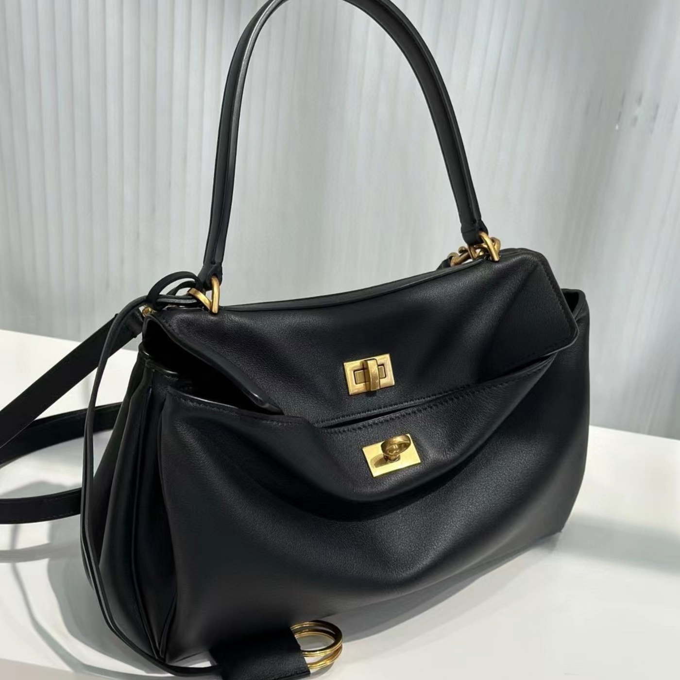Minimalist Luxurious Soft Leather Handbag