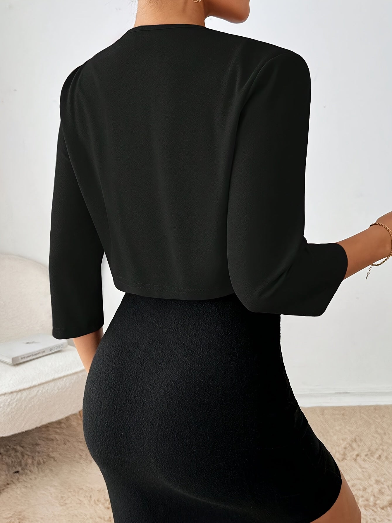 Stylish Blazer – Pleated Collar, Lightweight Fit - Lunavitae