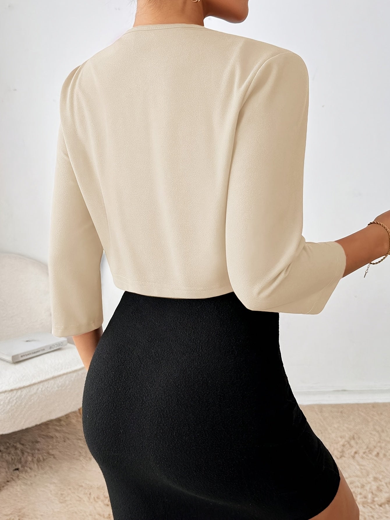Stylish Blazer – Pleated Collar, Lightweight Fit - Lunavitae