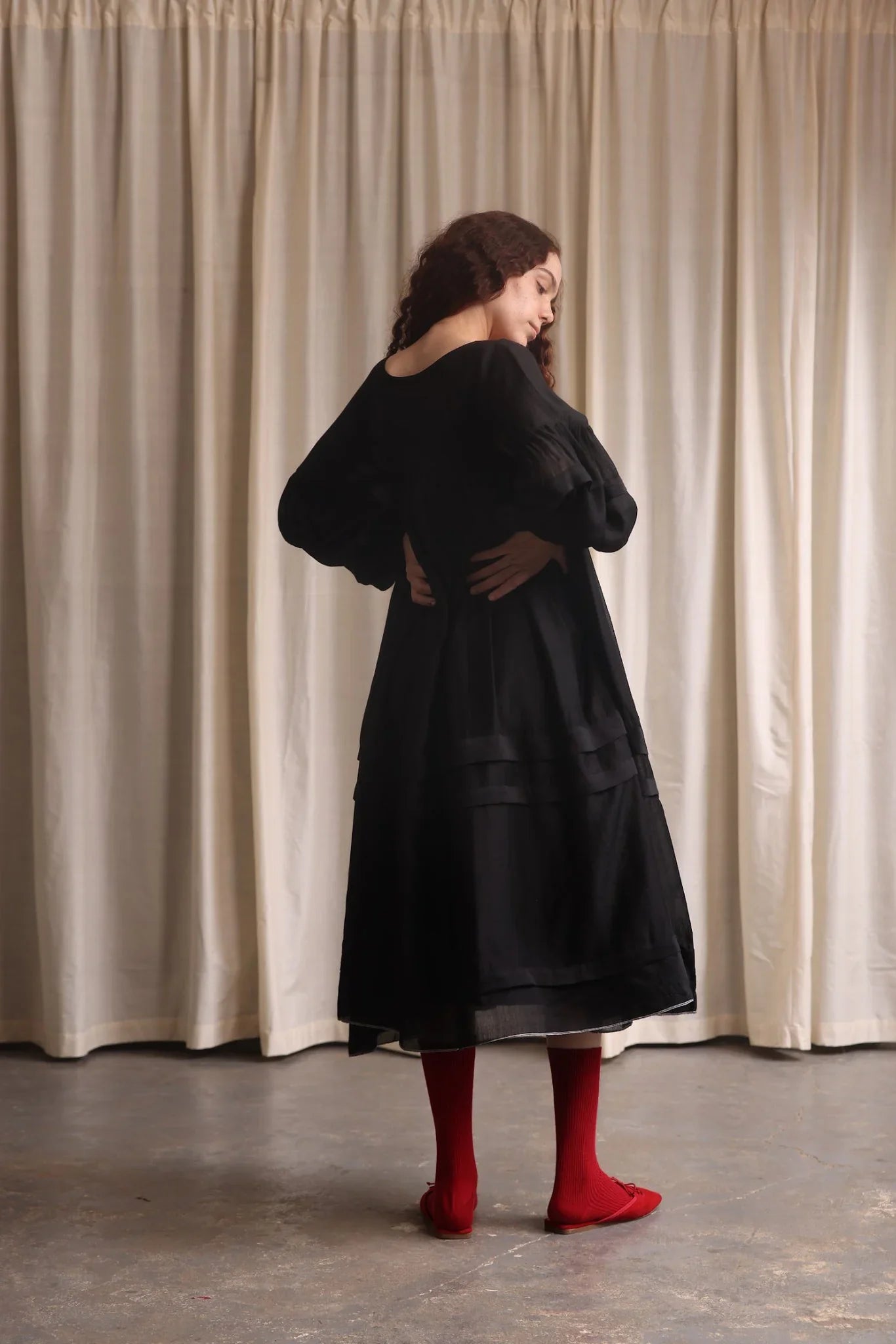 Irisa Midi Dress - Lunavitae