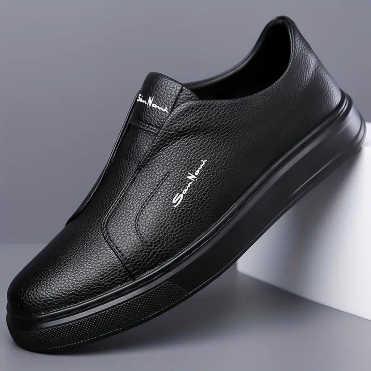 HARBOUR SLIP-ON SNEAKERS - Lunavitae