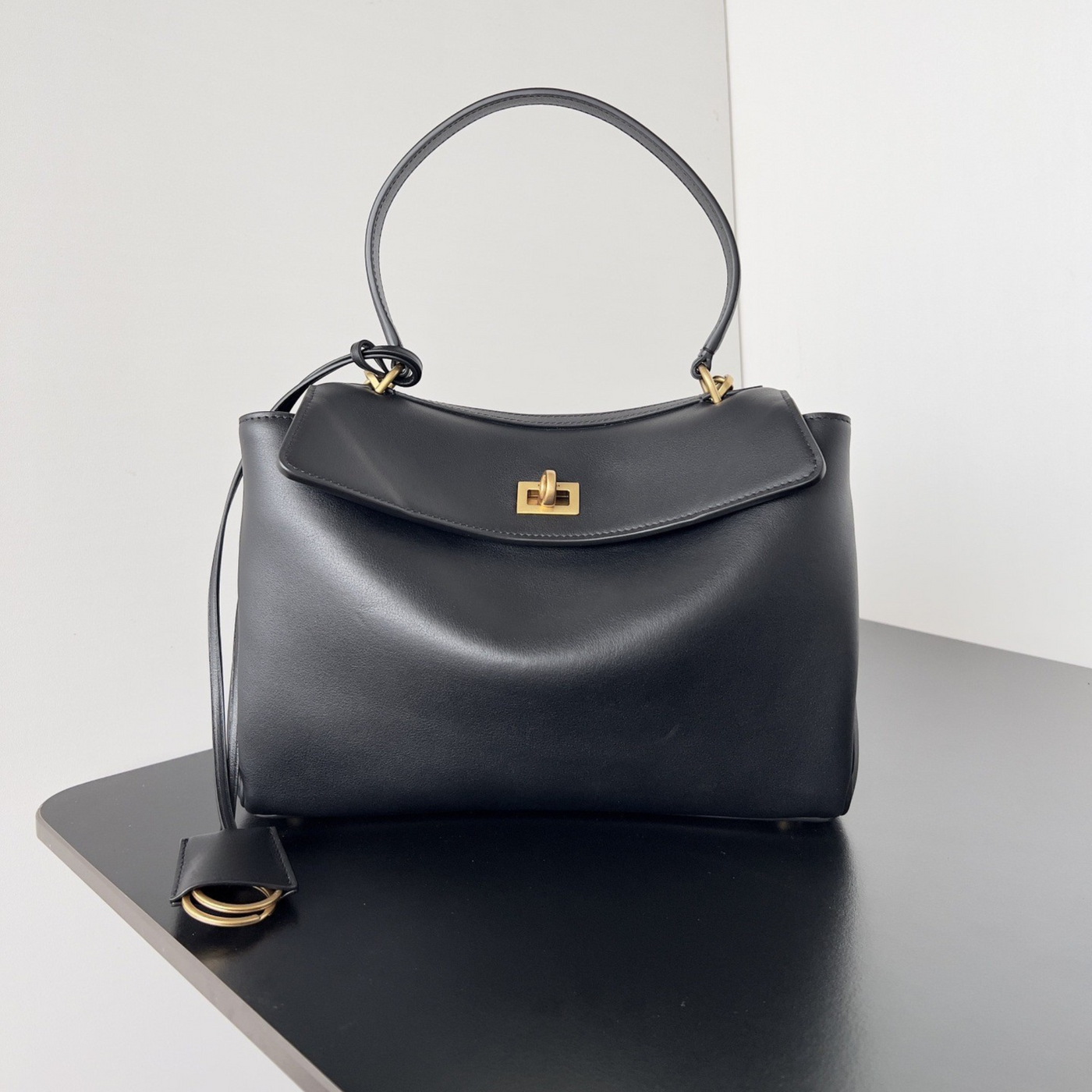 Minimalist Luxurious Soft Leather Handbag