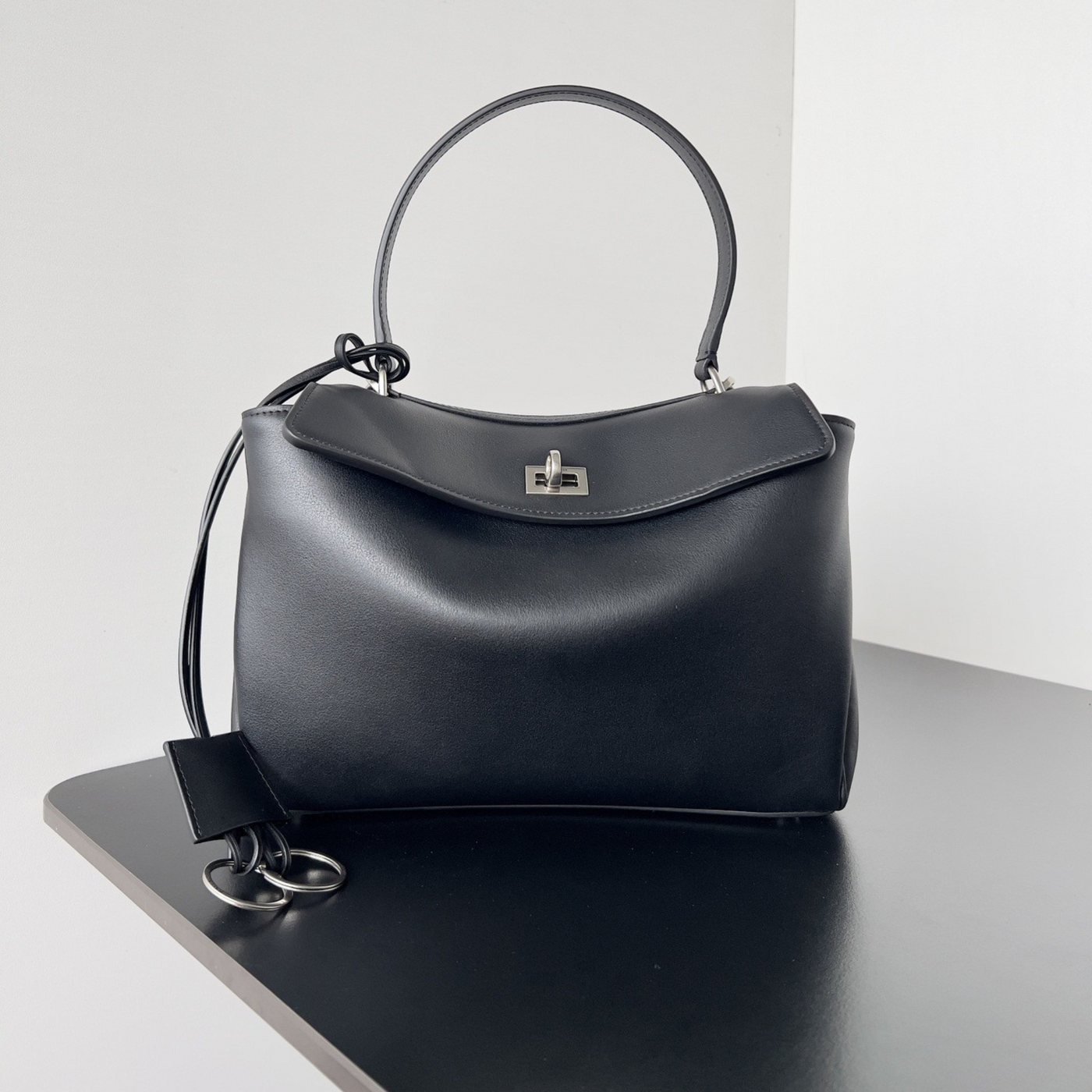 Minimalist Luxurious Soft Leather Handbag