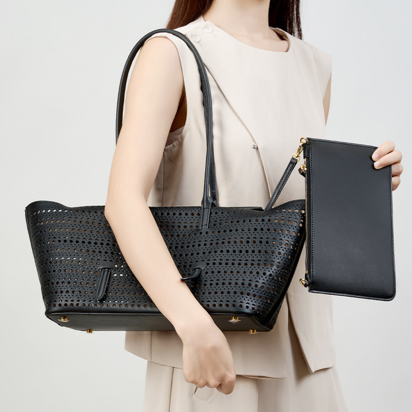 Hollow Out Shoulder Leather Bag