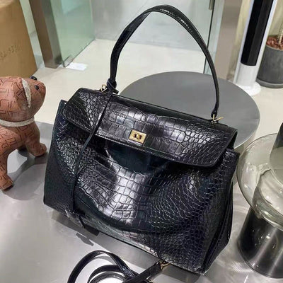 Minimalist Luxurious Soft Leather Handbag