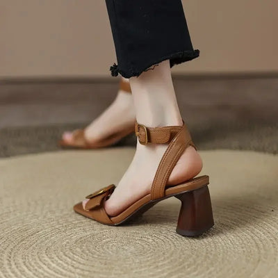 Verano Block Heels - Lunavitae