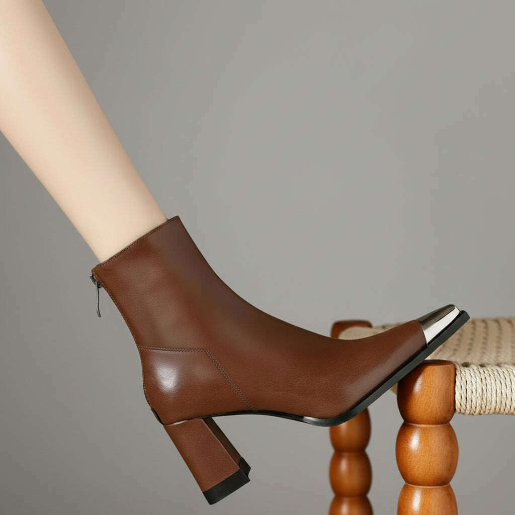 Womens Elyth Genuine Leather Boots