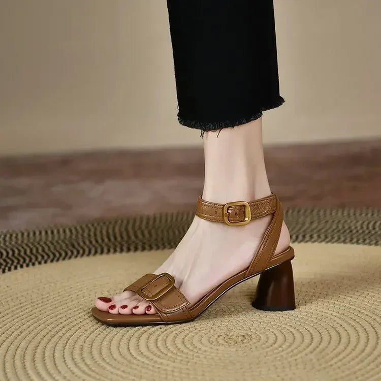 Verano Block Heels - Lunavitae
