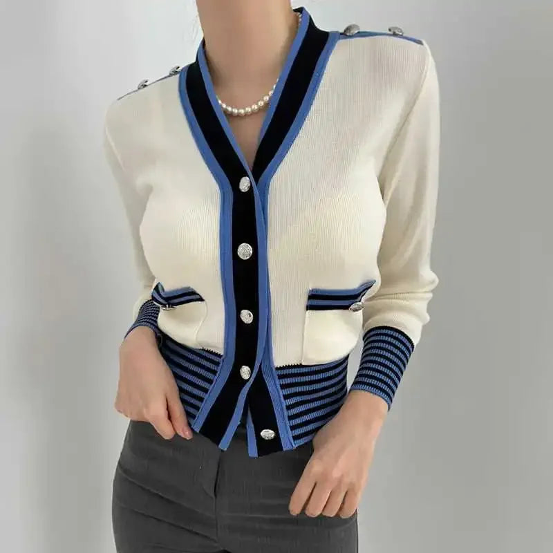 Iconic Knit Sweater - Lunavitae