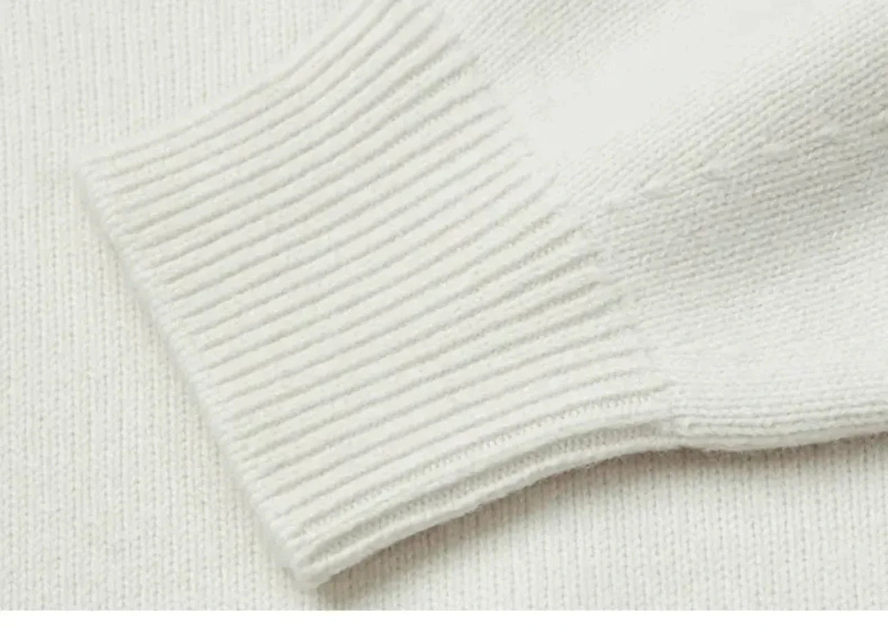 Elano Turtleneck - Lunavitae