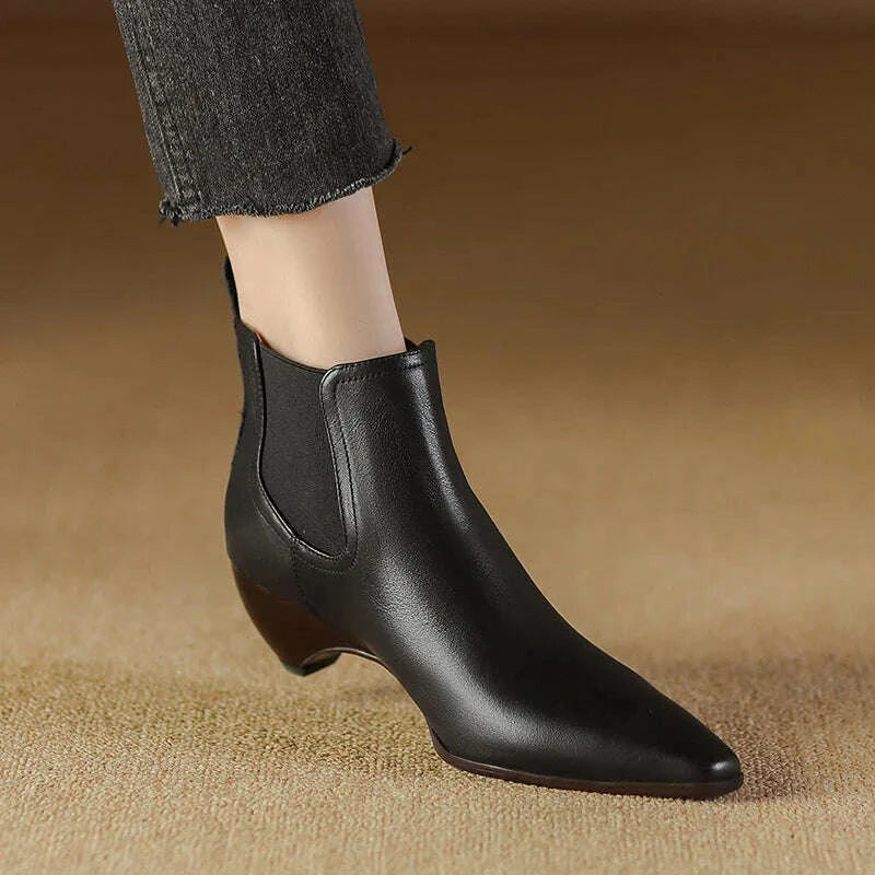 Womens Laira Genuine Leather Boots Black