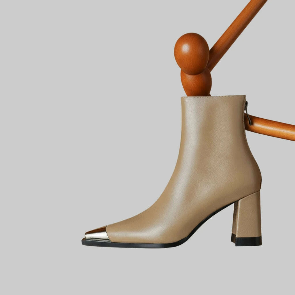 Womens Elyth Genuine Leather Boots