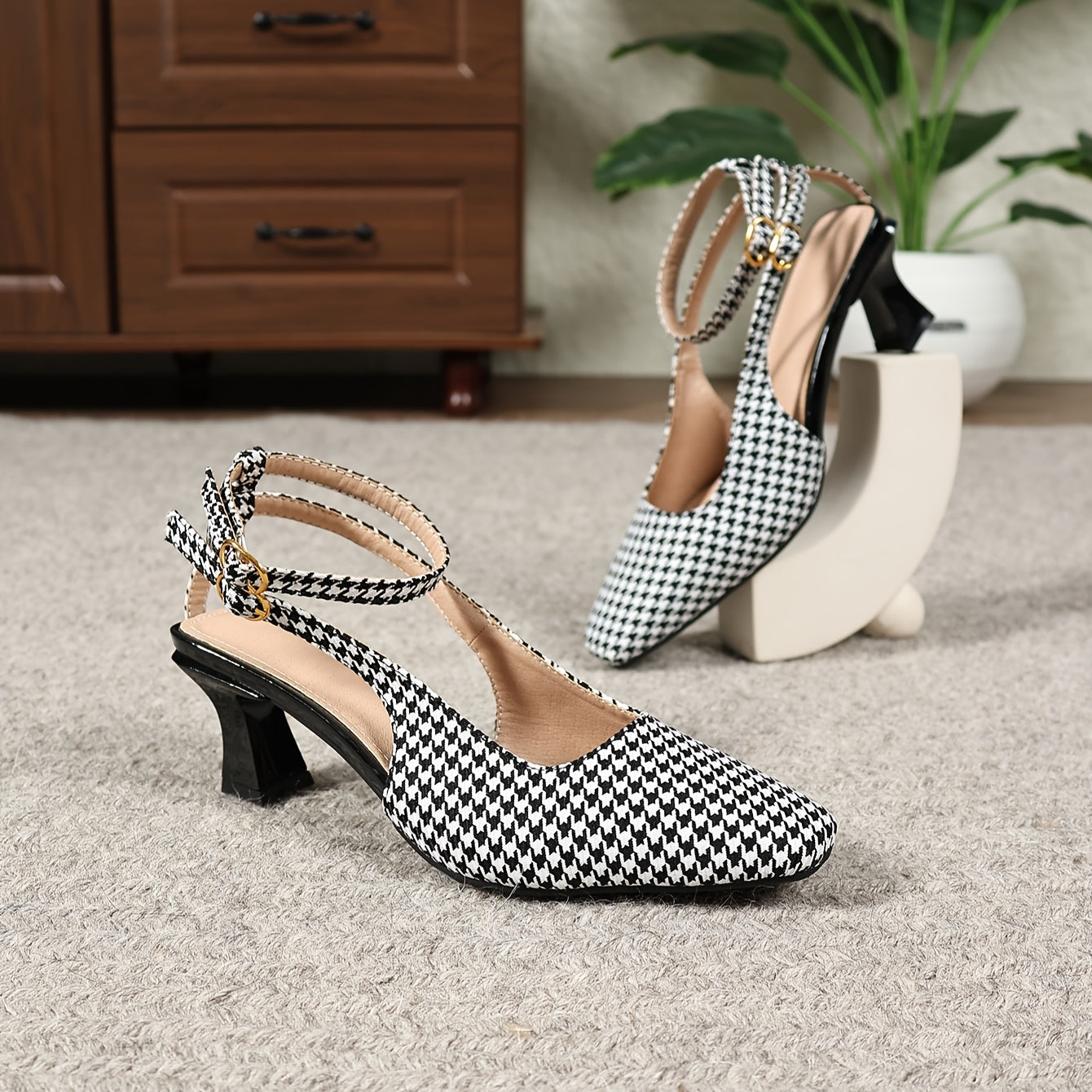 Square Toe Kitten Heels – Houndstooth, Slip-On - Lunavitae